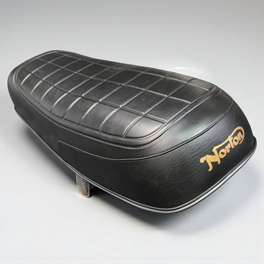 Norton Commando Roadster MK2 complete reproduction dual seat — correct profile and finish NZ